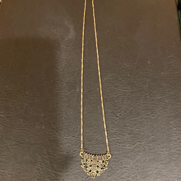 Oxidized gold tone necklace with grey CZ pendant - Picture 3 of 6